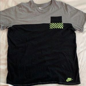 Men’s Nike t shirt used